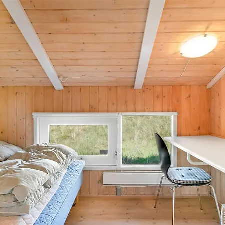 Anthonia - 1-6km From The Sea By Interhome